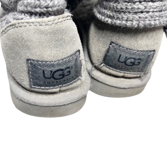 UGG Women's Classic Cardy Tall Knit Acrylic Winter Button Boots - Picture 9 of 16